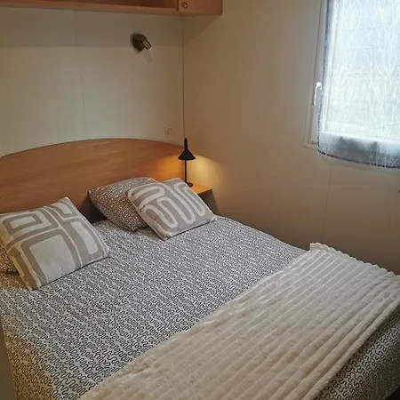 Campingplatz Mobil-home Cosy Avec Terrasse Et Jardin Privatif La Bernerie-en-Retz