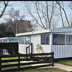 Mobil-home Cosy Avec Terrasse Et Jardin Privatif