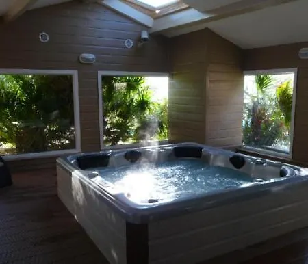 Mobil-home Cosy Avec Terrasse Et Jardin Privatif Campingplads *
