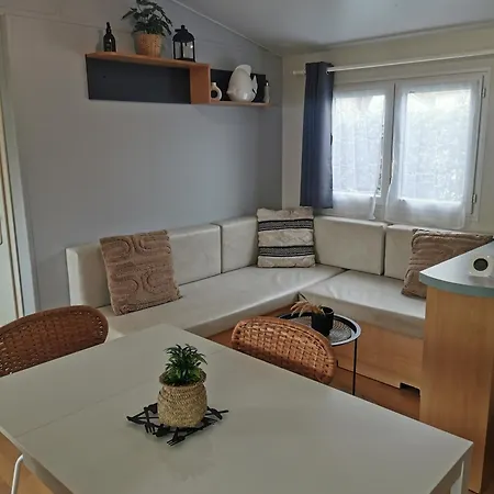 Mobil-home Cosy Avec Terrasse Et Jardin Privatif